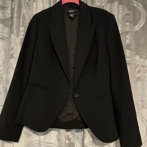 Body by Victoria black blazer